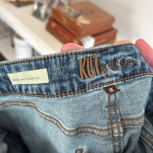 Kut from the kloth women’s Asher straight rolled cropped jeans size 8 blue EUC - Picture 11 of 12